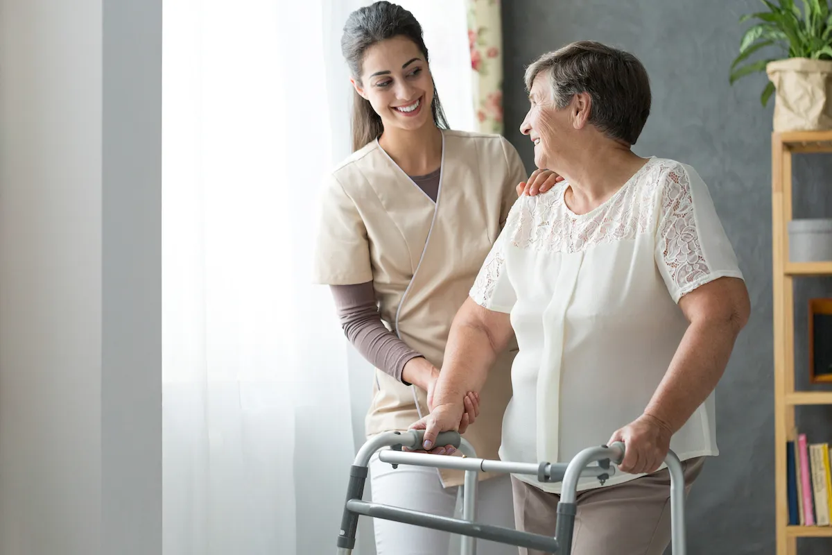 Pros and Cons of Assisted Living vs. In-Home Home Care