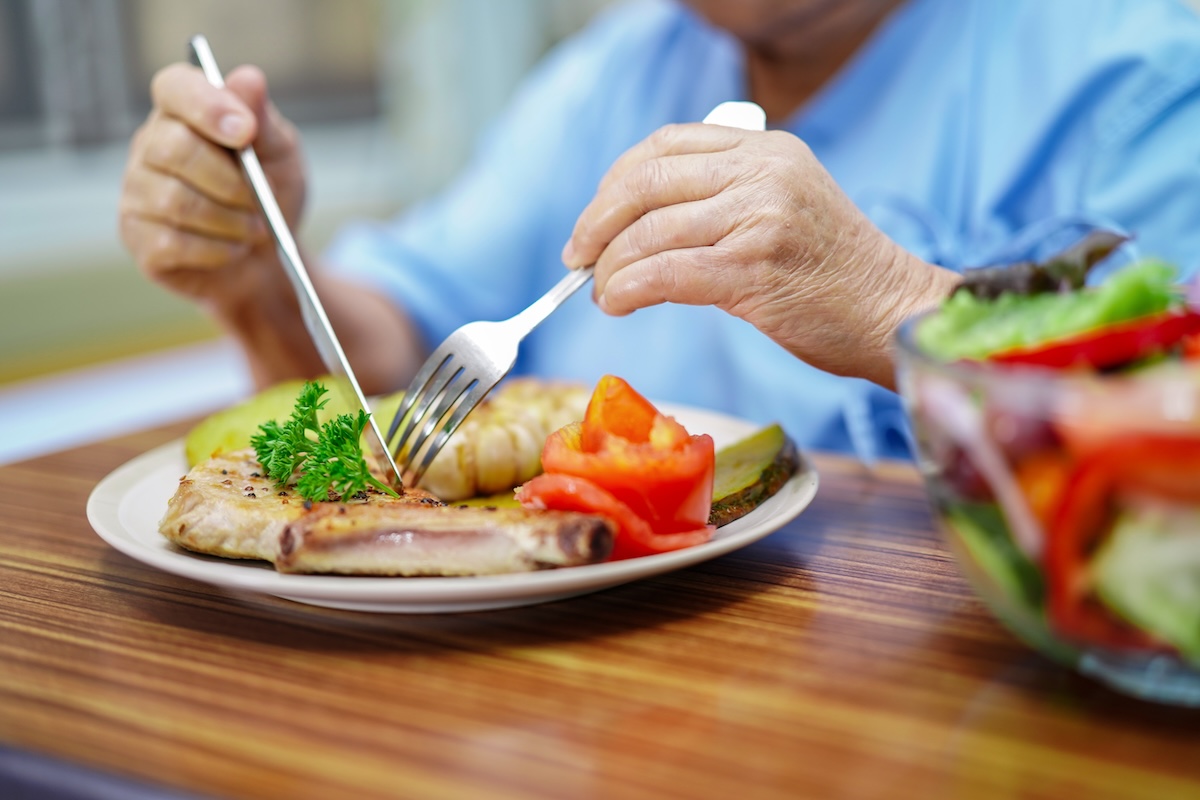 Nutrition and Dining Services in Assisted Living Communities